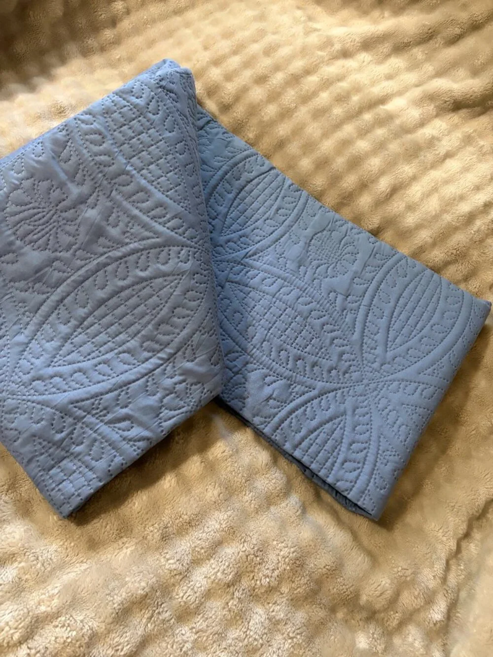 BRAND NEW Cozy Blue Cabin Quilt & Pillow Set — Rustic Bedding Bedspread